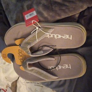 Men's Hey Dude Sami flip flops size 10